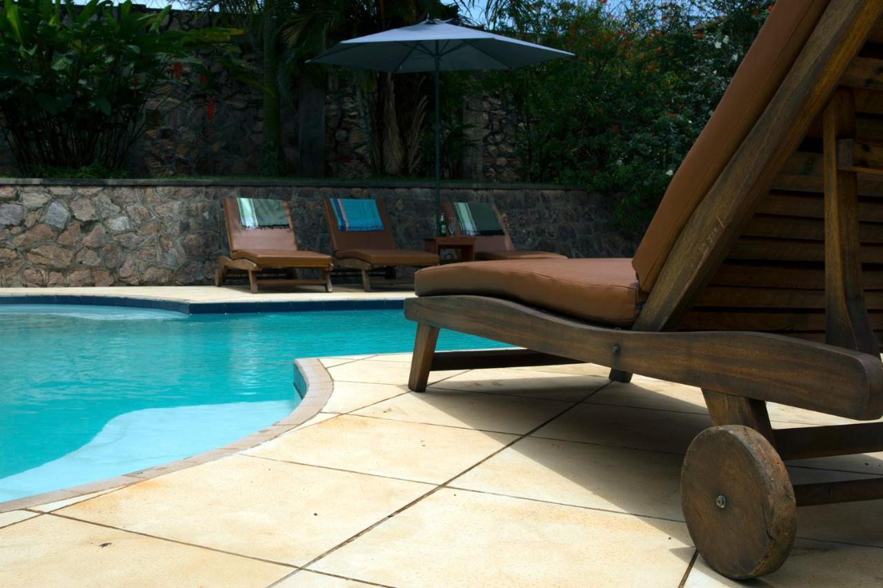 Entebbe Palm Hotel Екстер'єр фото